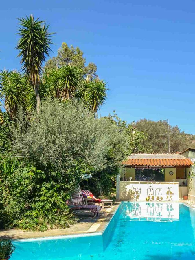 St. Thomas Bed And Breakfast Paiania Exterior photo